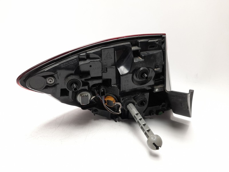 Recambio de piloto trasero derecho para renault captur ii (hf_) tce 90 (hfm6) referencia OEM IAM  265504427R 