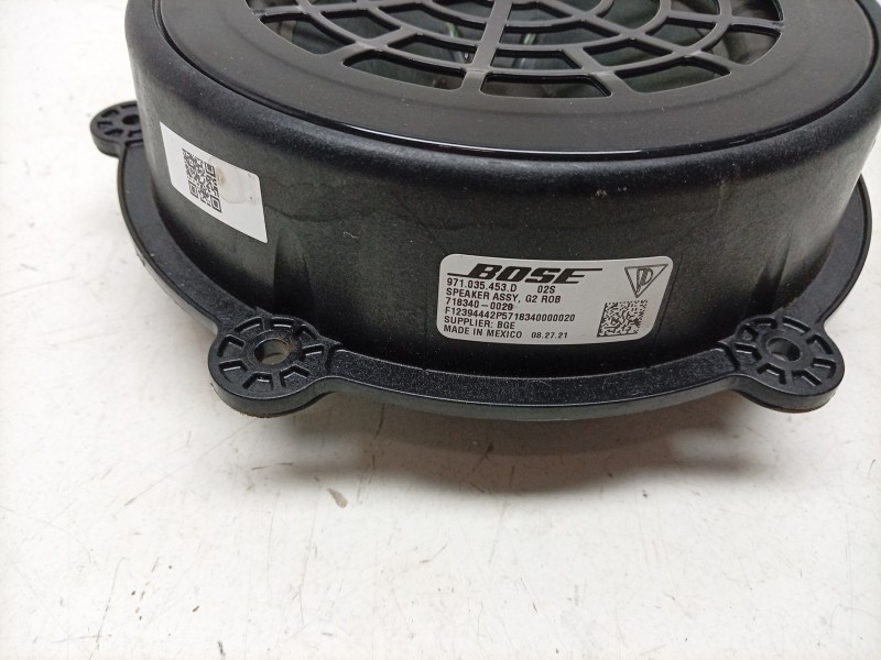 Recambio de subwoofer para porsche taycan (y1a) 4s referencia OEM IAM  971035453D 