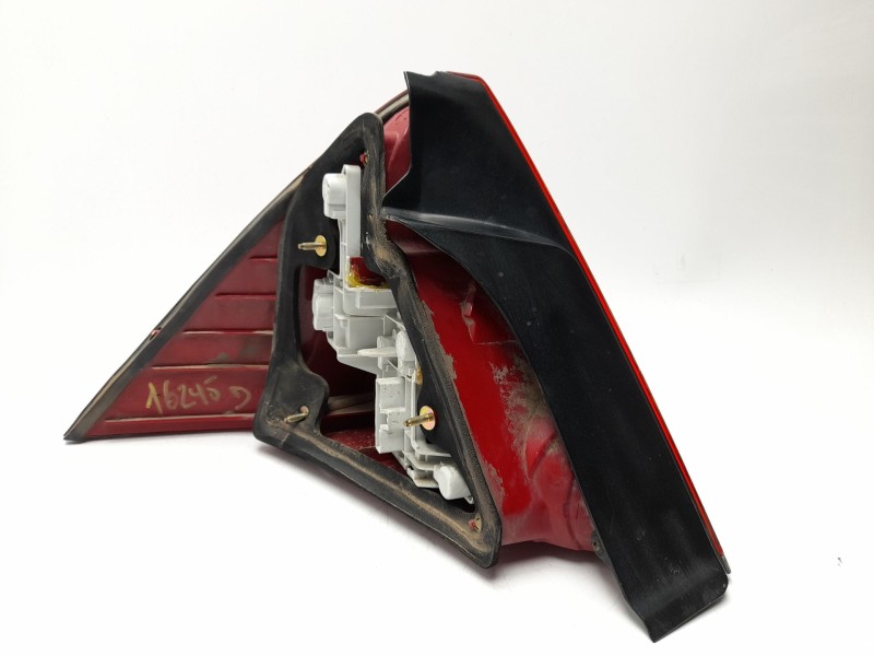 Recambio de piloto trasero derecho para ford mondeo iii (b5y) 2.0 16v referencia OEM IAM  6S7113404A 103F10341770/16315336/40605