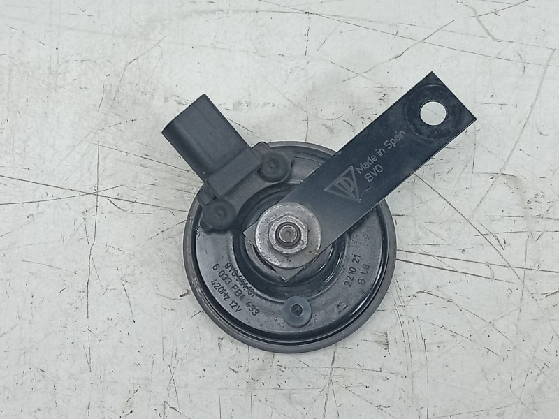 Recambio de claxon para porsche taycan (y1a) 4s referencia OEM IAM  9Y0951101 