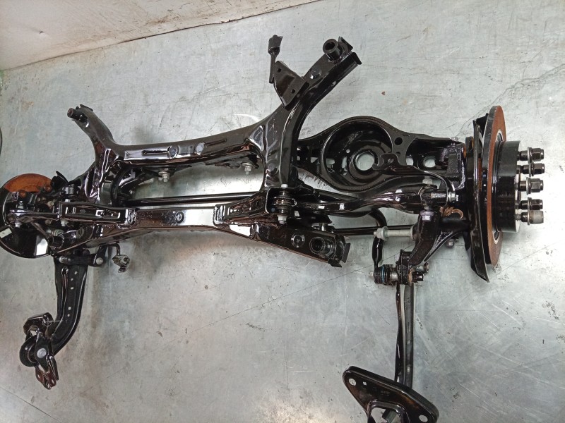 Recambio de puente trasero para toyota c-hr hybrid active referencia OEM IAM 51206F4120 51206F4120 