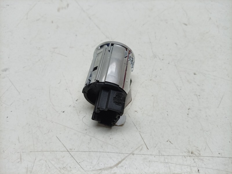 Recambio de interruptor para aston martin rapide 5.9 v12 cat referencia OEM IAM  6G337J177AA 