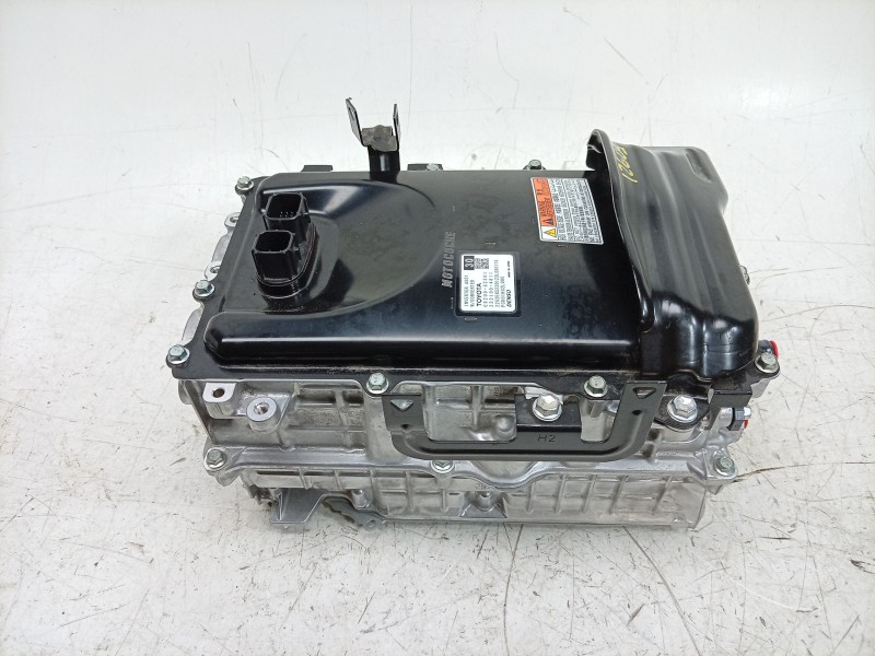 Recambio de inversor para toyota yaris (_p21_, _pa1_, _ph1_) 1.5 hybrid (mxph11) referencia OEM IAM  04899K0030 