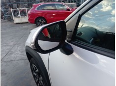 RETROVISOR IZQUIERDO 