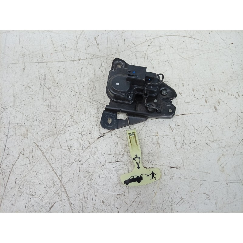 Recambio de cerradura maletero / porton para maserati ghibli iii (m157) 3.0 s q4 referencia OEM IAM  670106788 
