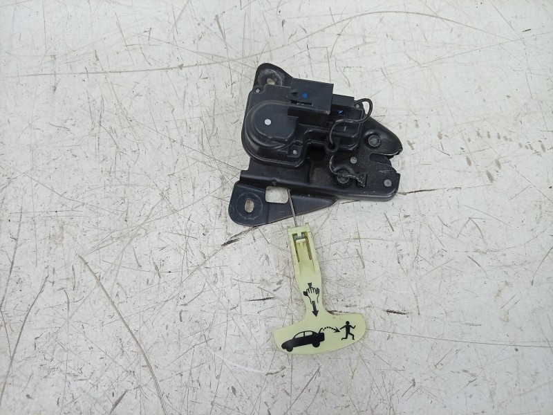 Recambio de cerradura maletero / porton para maserati ghibli iii (m157) 3.0 s q4 referencia OEM IAM  670106788 