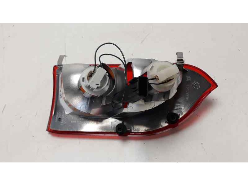 Recambio de piloto trasero izquierdo para opel insignia sports tourer edition referencia OEM IAM 13226854  