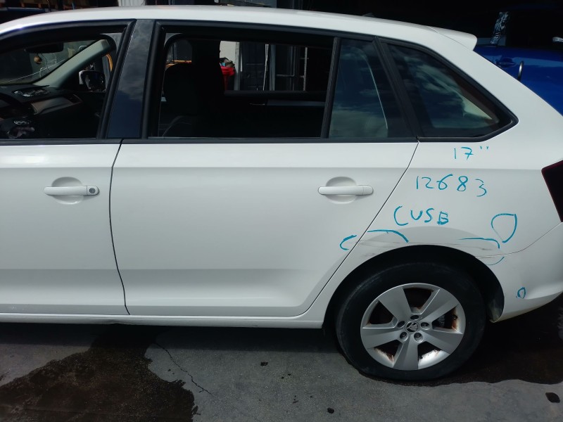 Recambio de puerta trasera izquierda para skoda rapid spaceback (nh1) 1.4 tdi referencia OEM IAM   