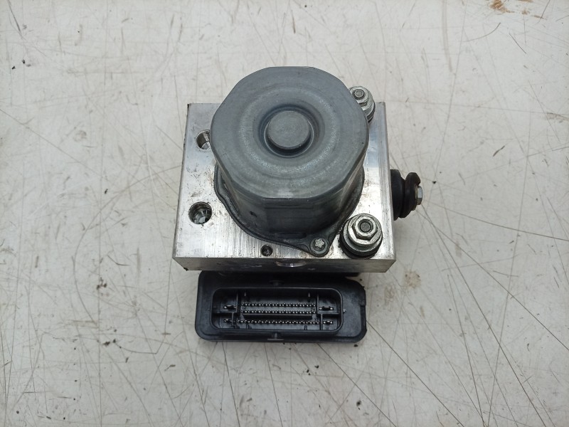 Recambio de abs para maserati ghibli iii (m157) 3.0 s q4 referencia OEM IAM  673003709 