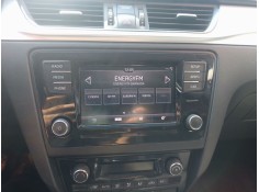 SISTEMA AUDIO / RADIO CD 