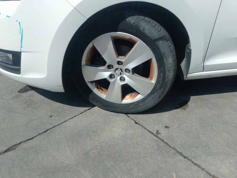 Recambio de llanta para skoda rapid spaceback (nh1) 1.4 tdi referencia OEM IAM   