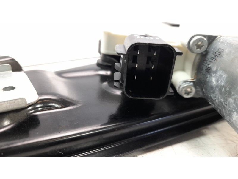 Recambio de elevalunas trasero izquierdo para land rover range rover evoque referencia OEM IAM LR114598  