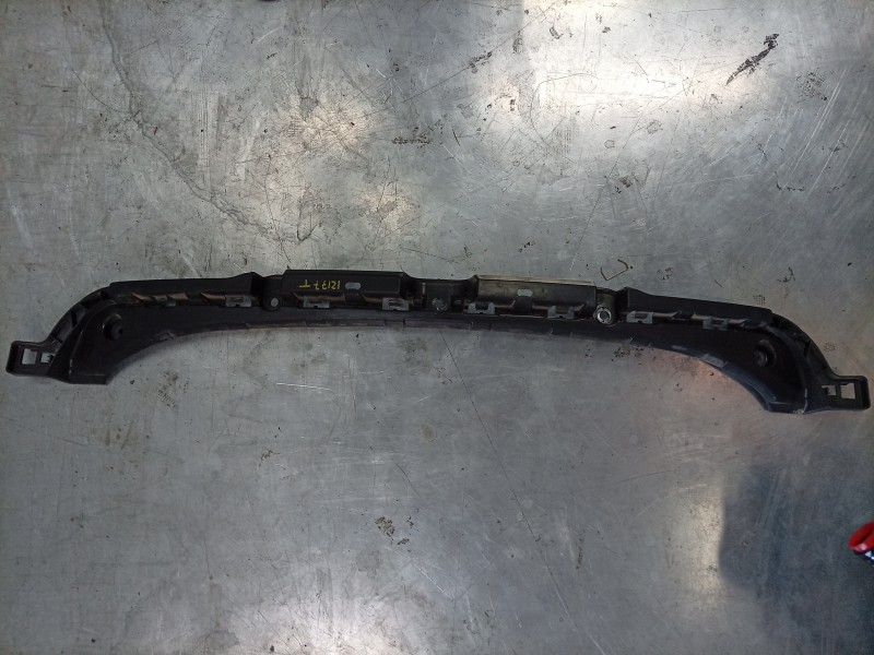 Recambio de soporte paragolpes trasero para porsche taycan (y1a) 4s referencia OEM IAM  9J1807863 
