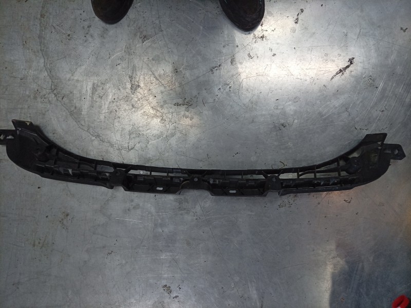 Recambio de soporte paragolpes trasero para porsche taycan (y1a) 4s referencia OEM IAM  9J1807863 