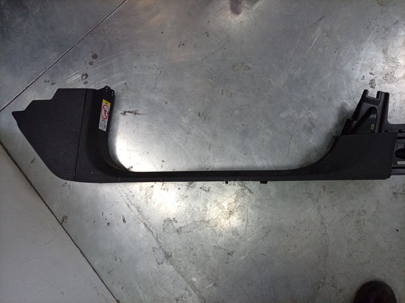 Recambio de moldura para porsche taycan (y1a) 4s referencia OEM IAM  9J1867938B 