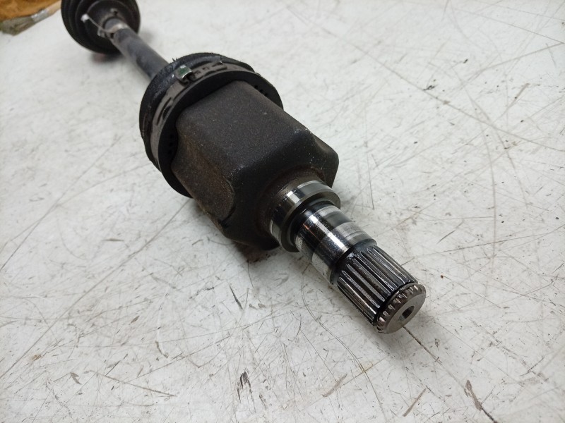 Recambio de transmision delantera derecha para maserati ghibli iii (m157) 3.0 s q4 referencia OEM IAM  670035142 