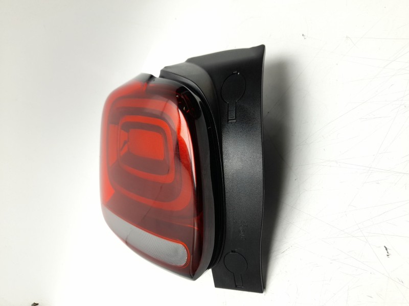 Recambio de piloto trasero izquierdo para citroën c3 aircross ii (2r_, 2c_) 1.5 bluehdi 110 referencia OEM IAM  YQ00767380 