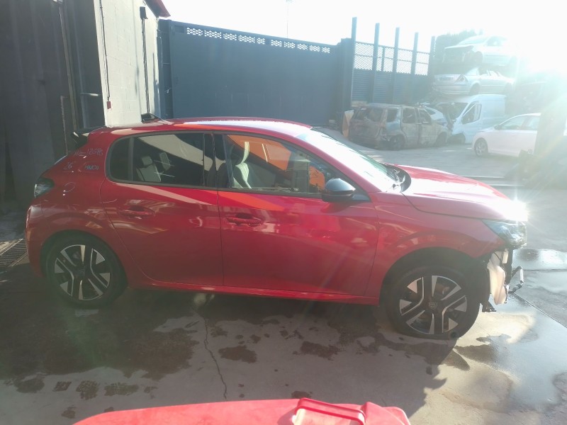 peugeot 208 5p allure hybrid 110 edcs6 del año 2026