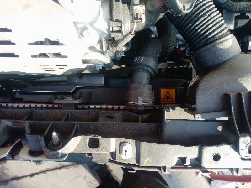 Recambio de electroventilador para peugeot 208 5p allure hybrid 110 edcs6 referencia OEM IAM   