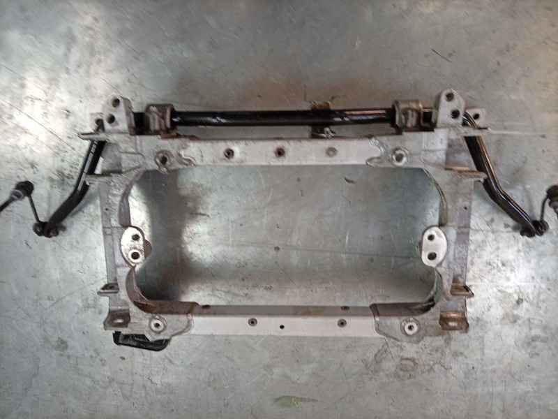 Recambio de puente delantero para maserati ghibli iii (m157) 3.0 s q4 referencia OEM IAM  670006613 