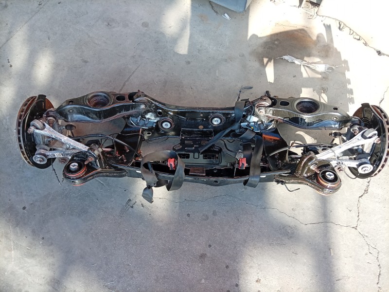 Recambio de puente trasero para maserati ghibli iii (m157) 3.0 s q4 referencia OEM IAM  06700075690 