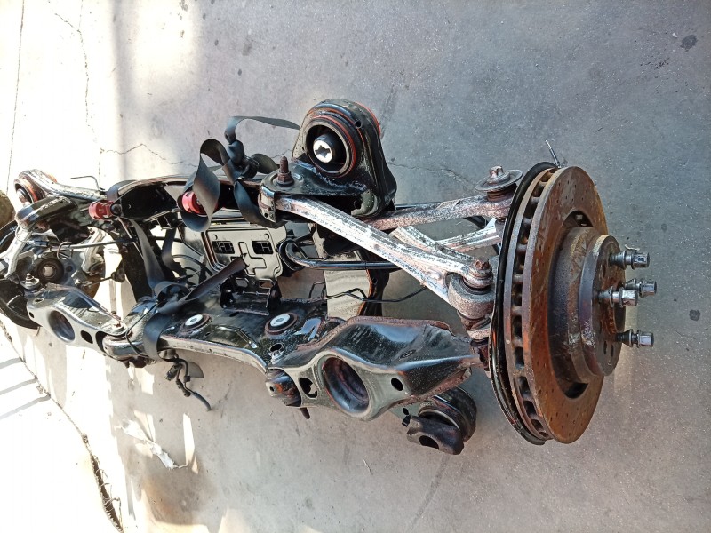 Recambio de puente trasero para maserati ghibli iii (m157) 3.0 s q4 referencia OEM IAM  06700075690 