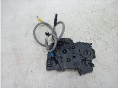 CERRADURA PUERTA LATERAL DERECHA A4477307901 