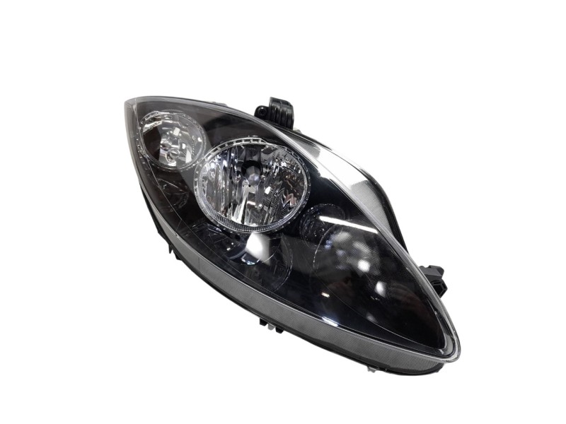 Recambio de faro derecho para seat leon (1p1) referencia OEM IAM  5P1941006E 10121210001/11854362/9020052/ST4224903