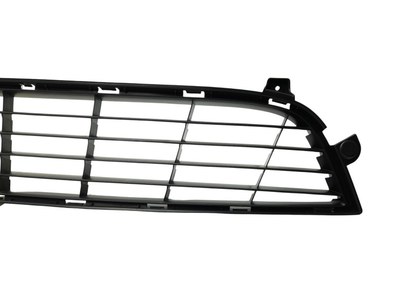 Recambio de rejilla paragolpes central para dacia dokker referencia OEM IAM  622547542R 107085603/5731030/DA7302120