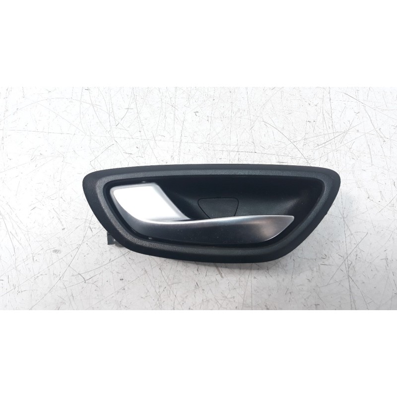 Recambio de maneta interior delantera izquierda para renault megane iv berlina 5p 1.2 tce energy referencia OEM IAM 806719687R  