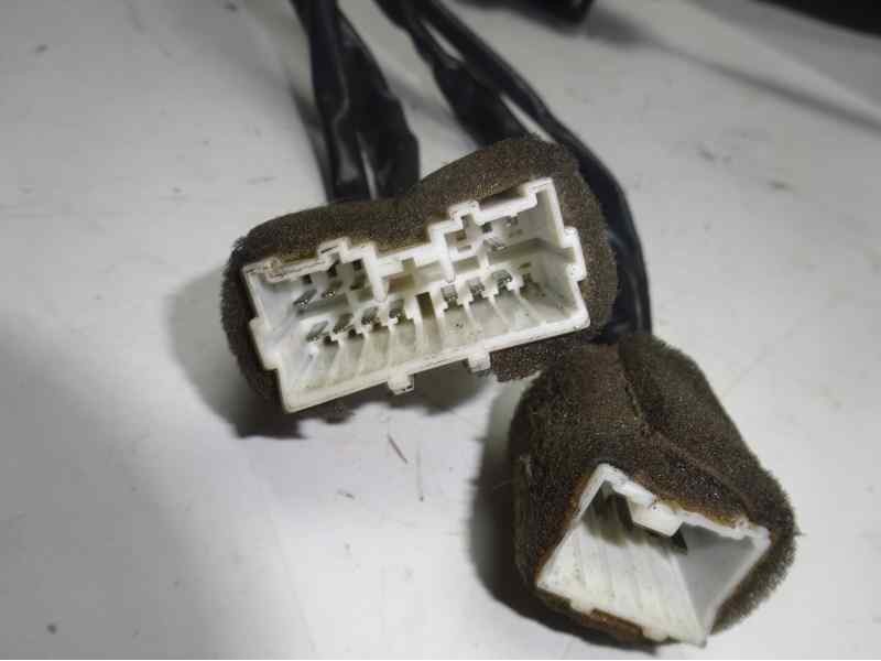 Recambio de mando multifuncion para hyundai accent (x3) referencia OEM IAM 9340022052  
