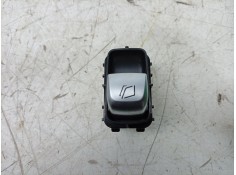 MANDO ELEVALUNAS TRASERO DERECHO A4478207500 