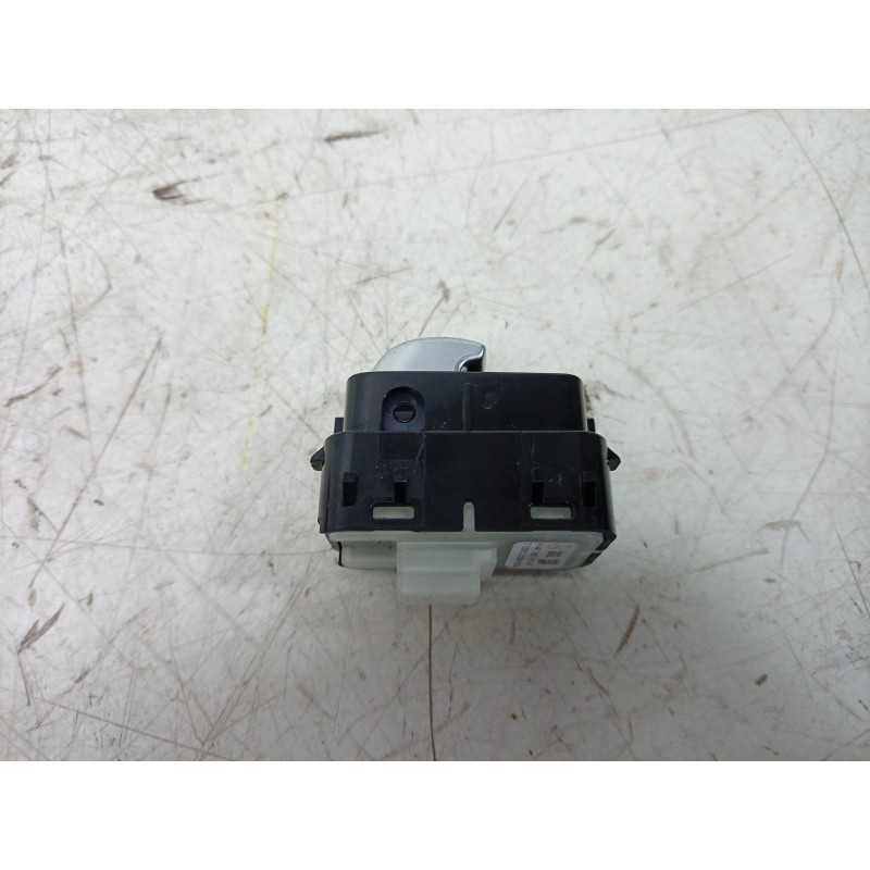 Recambio de mando elevalunas trasero izquierdo para mercedes-benz vito tourer (w447) 116 cdi / 116 bluetec (447.701, 447.703, 44