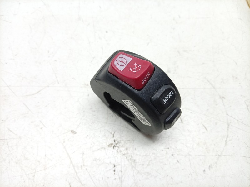 Recambio de piña luces derecha para bmw r 1250 r 1250 r (1r13) referencia OEM IAM  8406680 