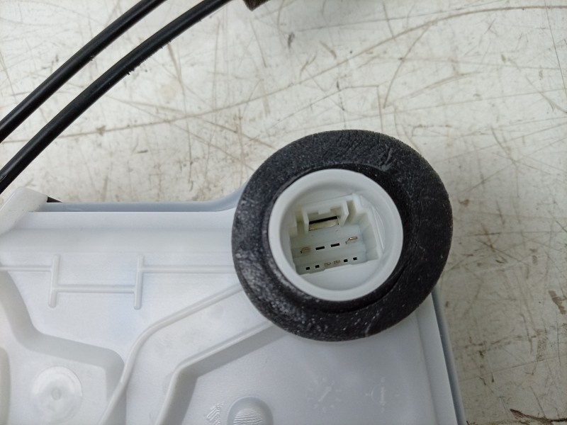 Recambio de cerradura puerta delantera derecha para toyota rav 4 v (_a5_, _h5_) 2.5 hybrid (axah52) referencia OEM IAM  69030620