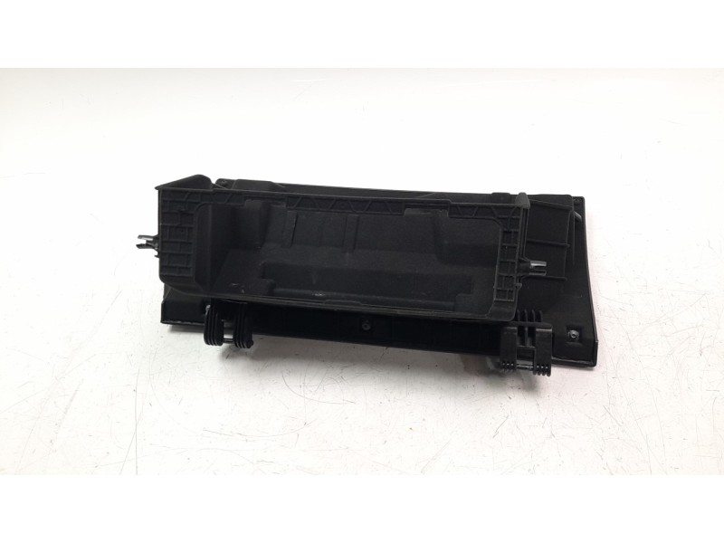 Recambio de guantera para land rover range rover evoque referencia OEM IAM 47520002AA306  