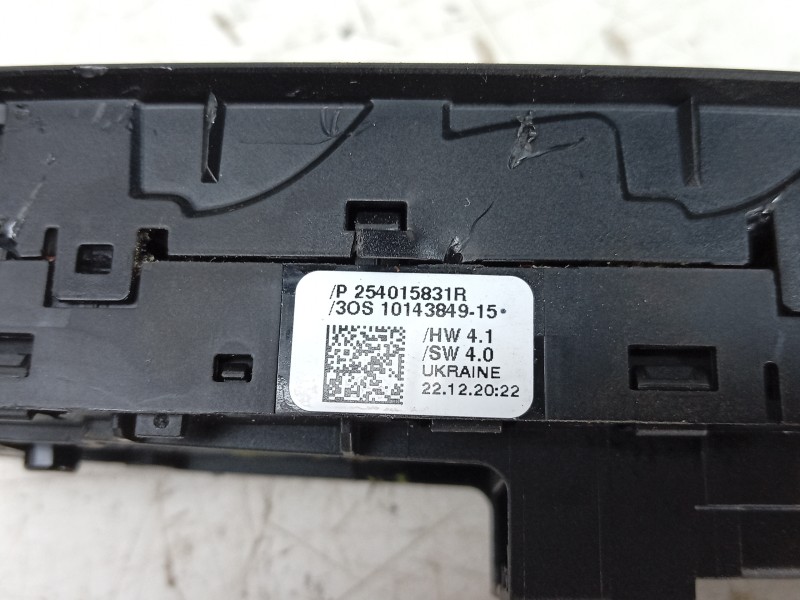 Recambio de mando elevalunas delantero izquierdo para renault clio v (b7_) 1.0 lpg (b7mt) referencia OEM IAM  254015831R IAF9010