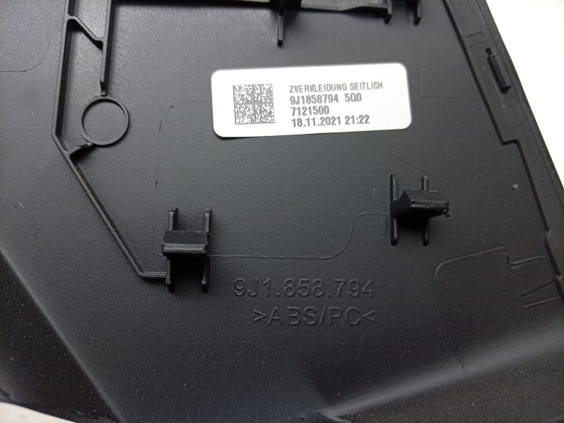 Recambio de moldura para porsche taycan (y1a) 4s referencia OEM IAM  9J1858794 