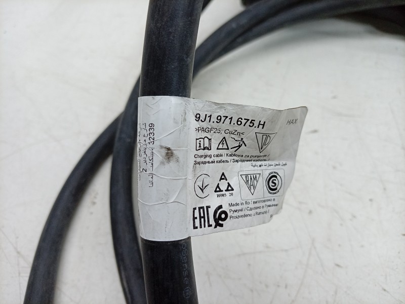 Recambio de cable para porsche taycan (y1a) 4s referencia OEM IAM  9J1971675H 999001