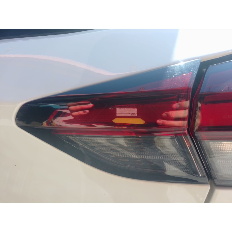 Recambio de piloto trasero derecho interior para opel corsa f (p2jo) 1.2 (68) referencia OEM IAM   