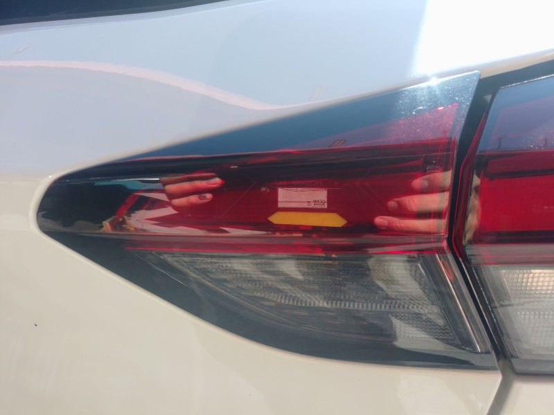 Recambio de piloto trasero derecho interior para opel corsa f (p2jo) 1.2 (68) referencia OEM IAM   
