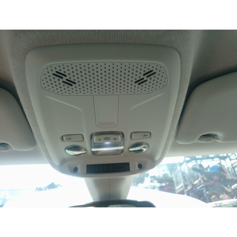 Recambio de luz interior para opel corsa f (p2jo) 1.2 (68) referencia OEM IAM   