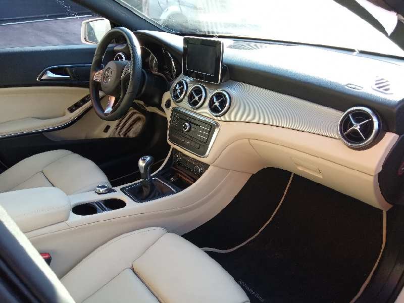 mercedes-benz clase cla (w117) del año 2015