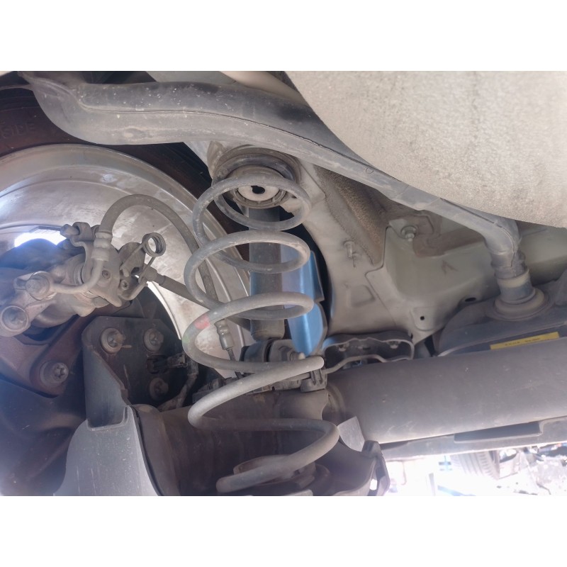 Recambio de amortiguador trasero izquierdo para opel corsa f (p2jo) 1.2 (68) referencia OEM IAM   