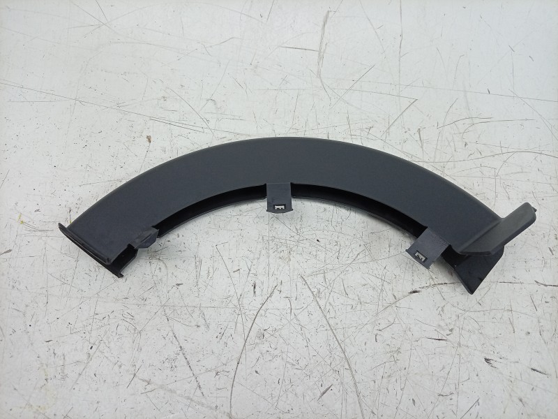 Recambio de embellecedor para porsche taycan (y1a) 4s referencia OEM IAM  9J1827340 