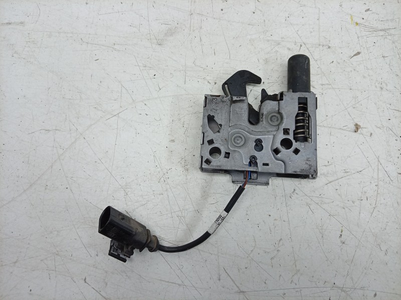 Recambio de cerradura capo para volkswagen taigo (cs1) 1.0 tsi referencia OEM IAM  8S0823509C 