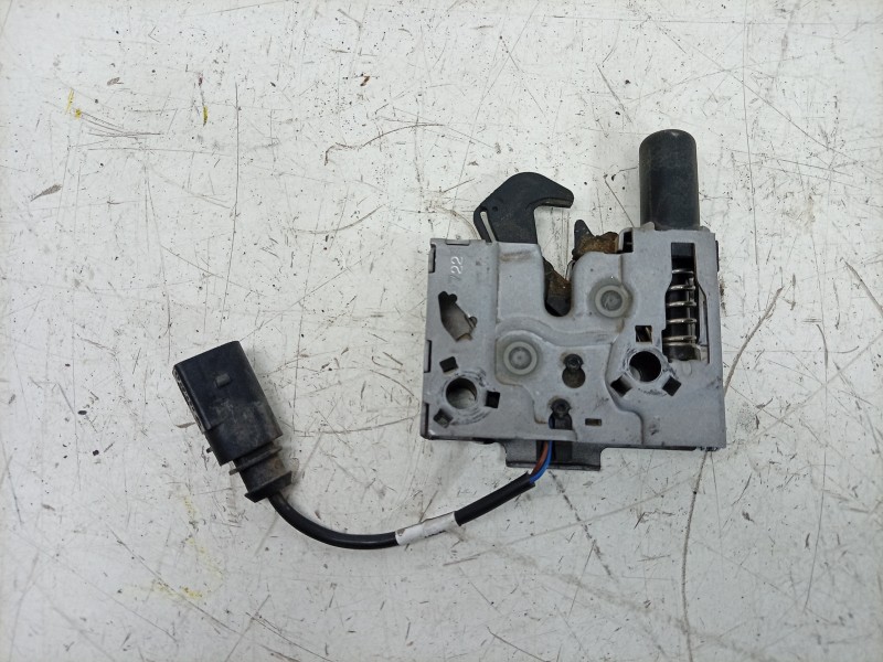 Recambio de cerradura capo para volkswagen taigo (cs1) 1.0 tsi referencia OEM IAM  8S0823509C 
