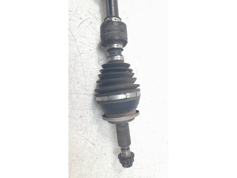 Recambio de transmision delantera izquierda para toyota rav4 referencia OEM IAM 4342042220  