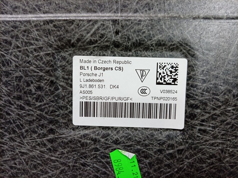 Recambio de tapizado maletero suelo para porsche taycan (y1a) 4s referencia OEM IAM  9J1861531 
