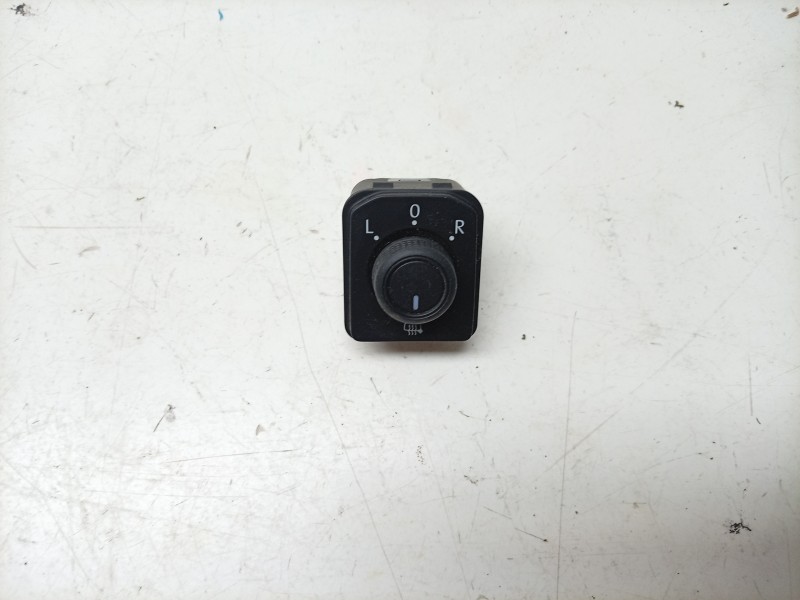 Recambio de mando retrovisor para cupra formentor (km7, kmp) 1.5 tsi referencia OEM IAM  3G0959565 